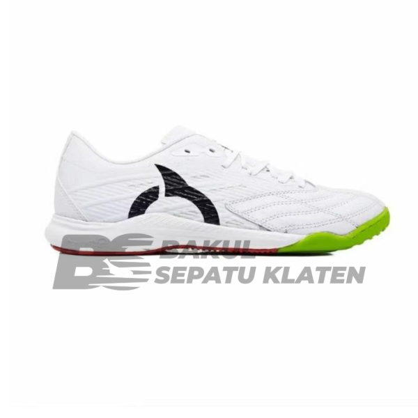 SEPATU FUTSAL Ortuseight Catalyst Vision k-lea in white, 43