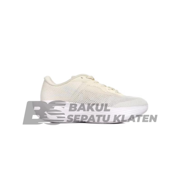 Woman Papyrus Sepatu Running Lari Specs Neoswift Man/Women - Original - Outdoor - Sepatu Lari Pria dan Wanita - neoswift lily white, 39