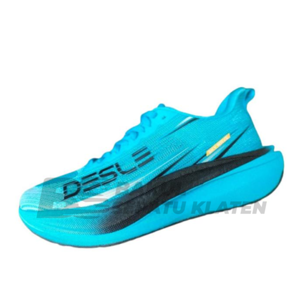 Sepatu Lari Running Desle Fenix